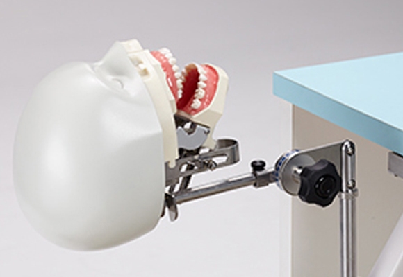 株式会社ニッシンの取扱い製品 | 主な取り扱いメーカー | 歯科